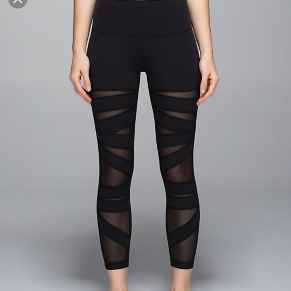 Size 6 Lululemon ankle length legging